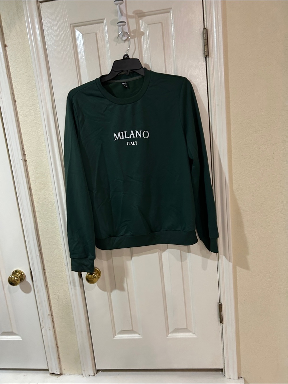 Milano Italy women’s Dark Green Crewneck Sweater